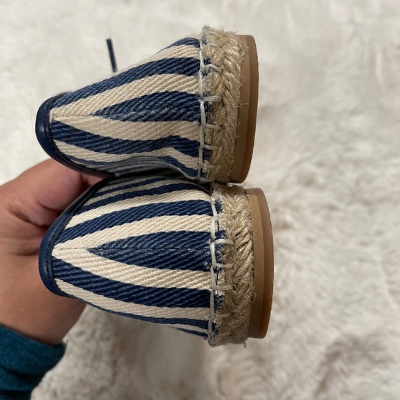 NEW Tesori nautical Canvas Espadrille sneaker sz 8 - Picture 5 of 9